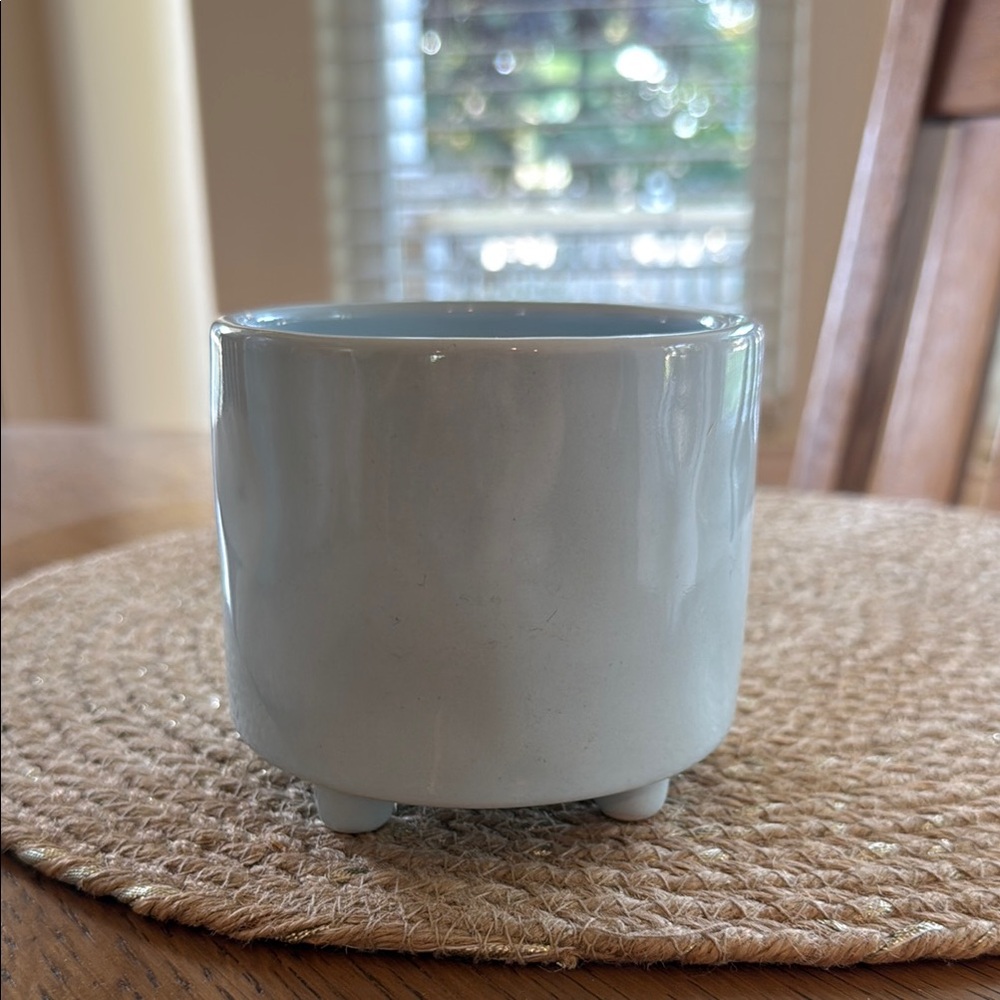 Rae Dunn ‘Let It Snow' Planter - Picture 3 of 5